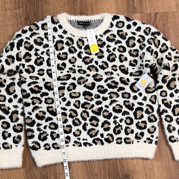 NWT Love Ellie Mallie Crew Neck Animal Print Fuzzy Sweater Sz XXL - Picture 6 of 14